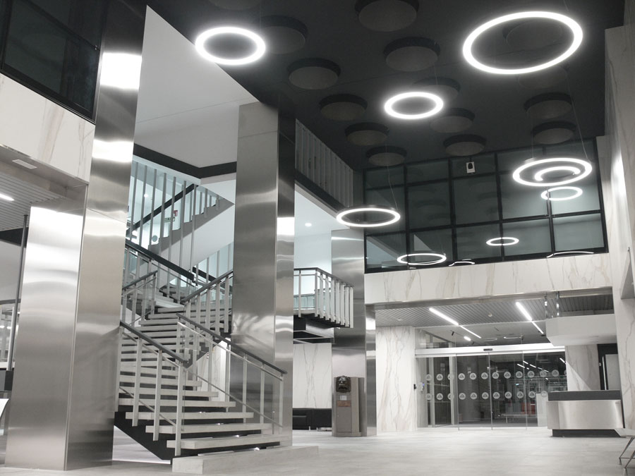 Luminarias circulares para el Hall del Edificio Albia I